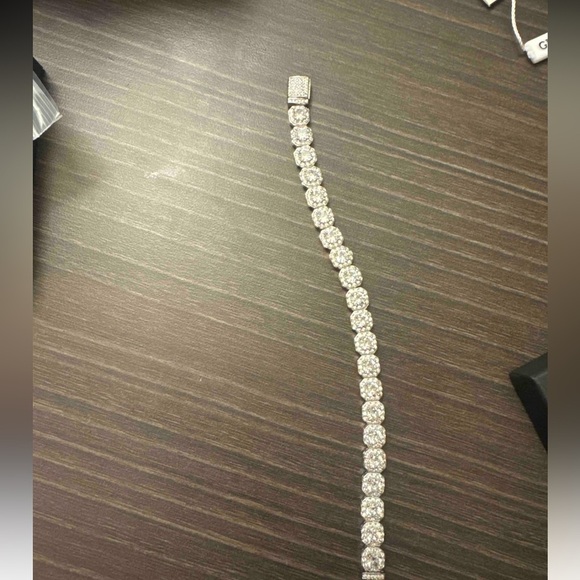 - Stackable Full Crystal 13mm cushion cut with halo Tennis Chain Bracelet
… - Picture 13 of 13